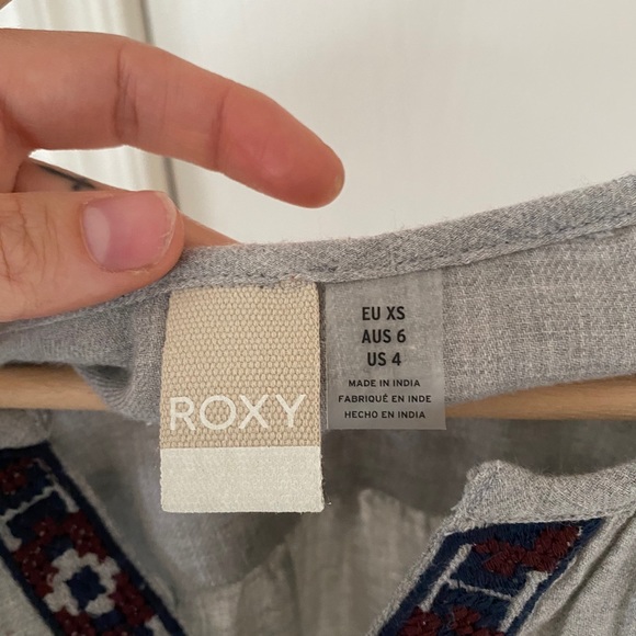 Roxy • Boho Embroidered Blouse - Picture 5 of 10
